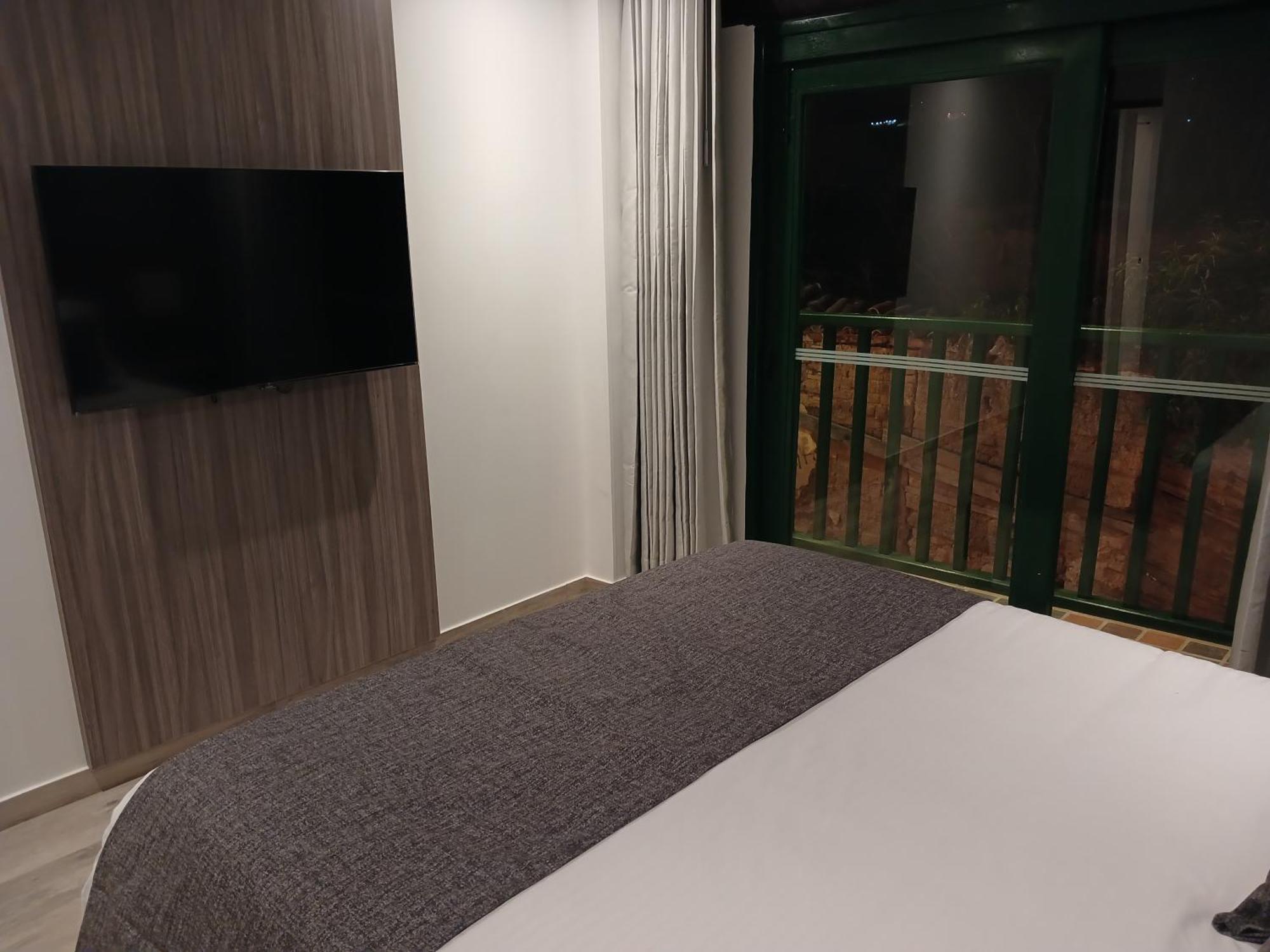 Hotel Santino Jenesano 외부 사진